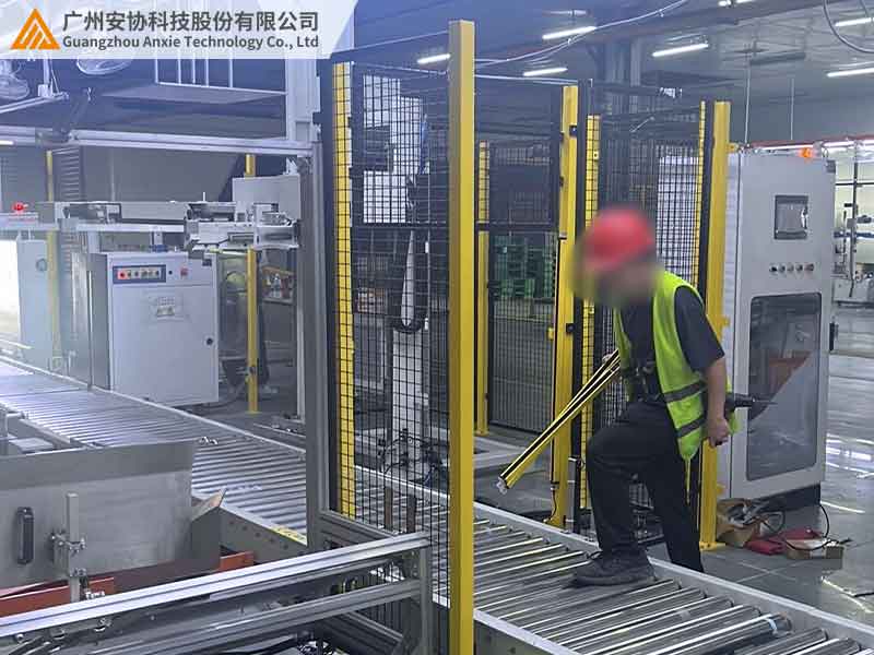 車間防護(hù)網(wǎng)安全光柵選型案例.jpg