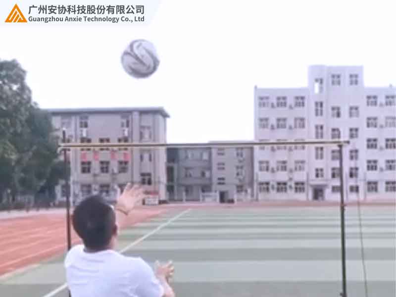 測量光幕在足球射門訓練中的應(yīng)用案例.jpg