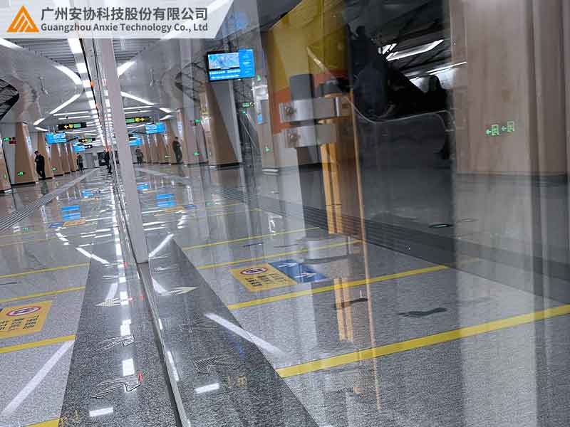 地鐵光柵防夾智能預警技術(shù)